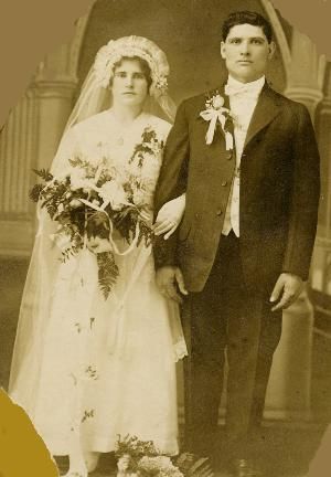 Magdalena Krol & Frank Lyszczasz April 29, 1917